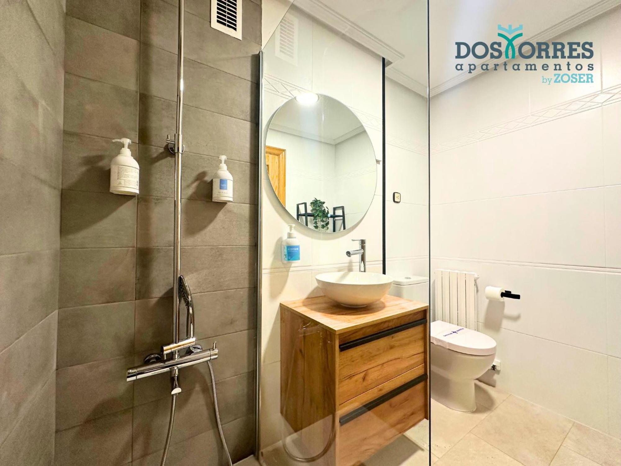 Dos Torres Santa Isabel - Estacionamiento Privado Gratuito Apartment ซาราโกซา ภายนอก รูปภาพ