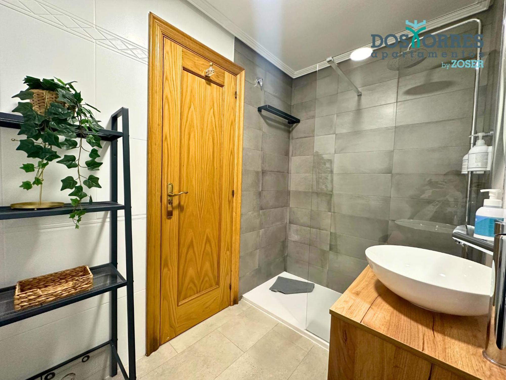 Dos Torres Santa Isabel - Estacionamiento Privado Gratuito Apartment ซาราโกซา ภายนอก รูปภาพ